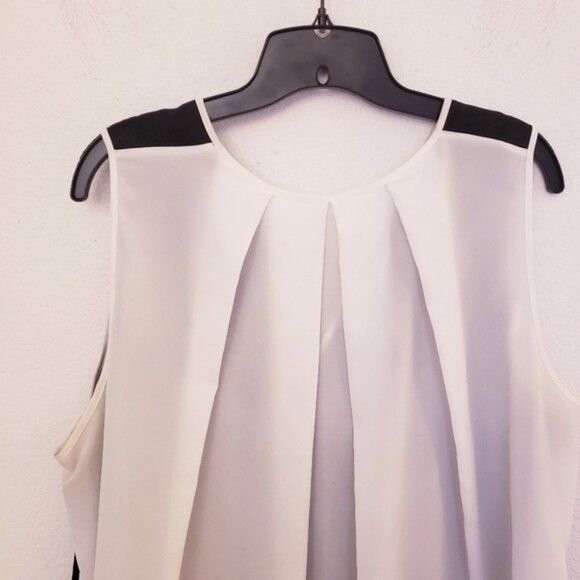 Calvin Klein Black/White Sheer Linen Mixed Media Sleeveless Top w/Tie Sz XL EUC - Picture 5 of 8